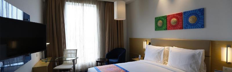 Holiday Inn Express Chennai Old Mahabalipuram Road Exterior foto